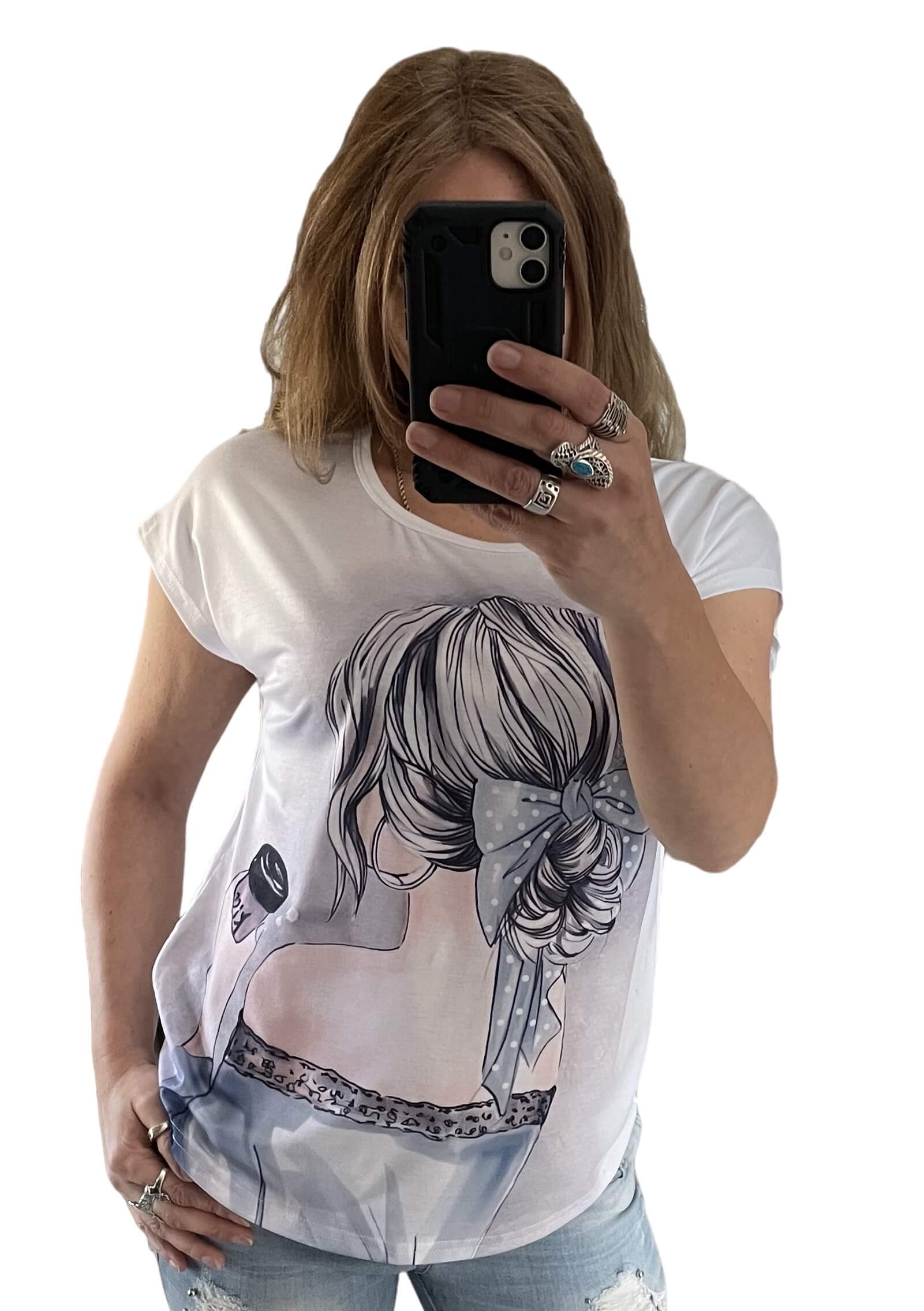 Fehér lány pohárral mintás női póló t-shirt